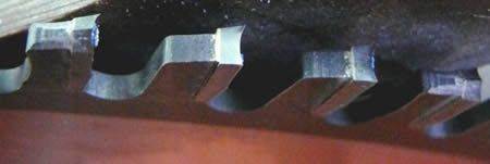Discos sierras circulares con placas de carburo con forma concava